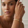Bracelet jonc « Hilona » en acier inoxydable dorée gravé