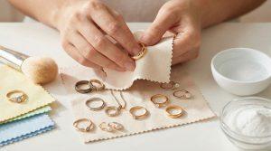 Comment-redorer-ses-bijoux--10-astuces-qui-fonctionnent